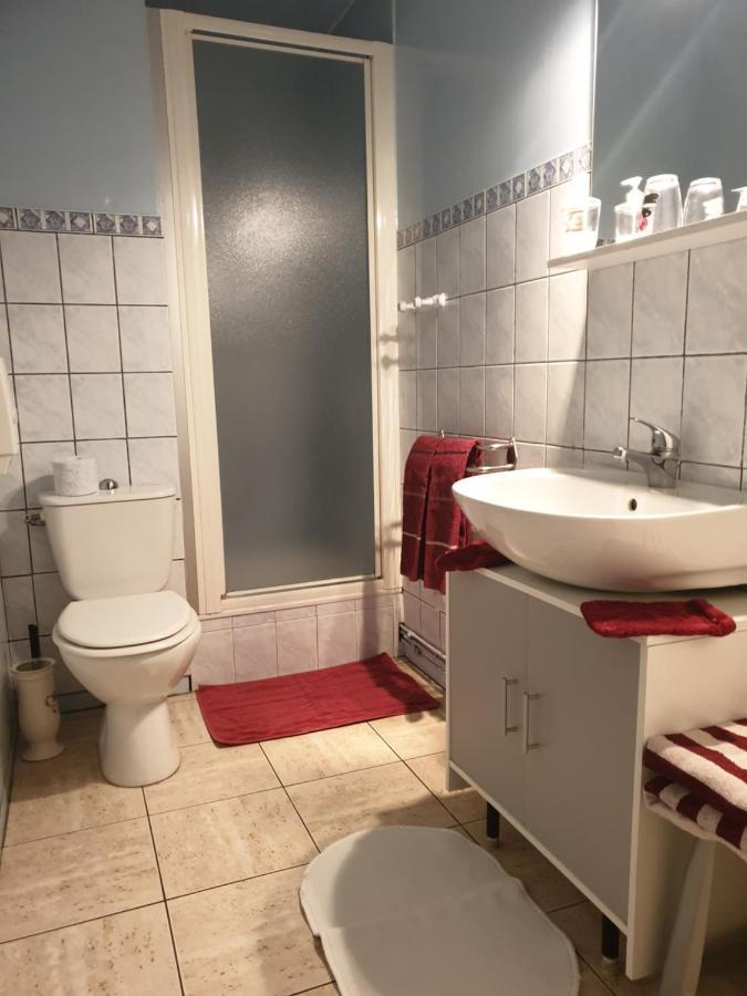 Les Garennes Bed & Breakfast Favieres  Ngoại thất bức ảnh