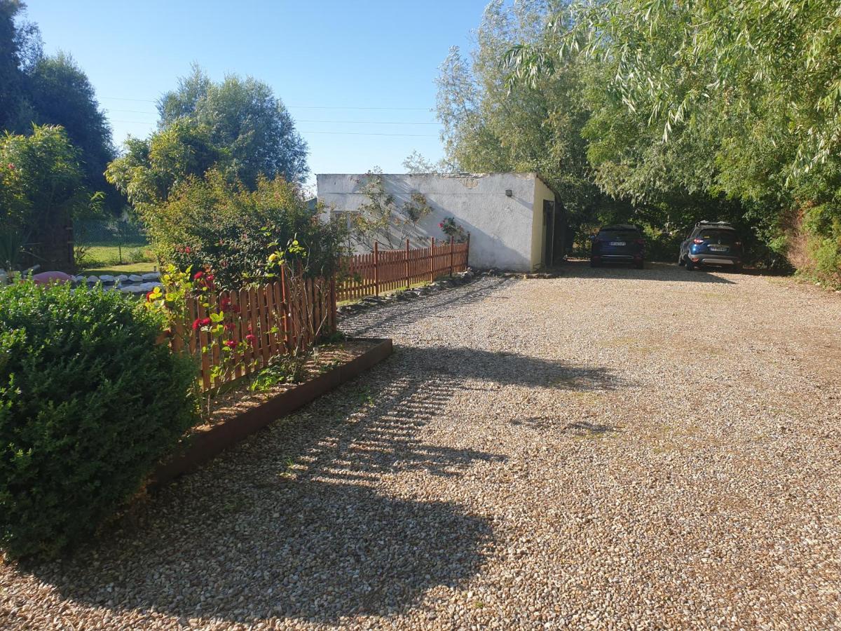 Les Garennes Bed & Breakfast Favieres  Ngoại thất bức ảnh